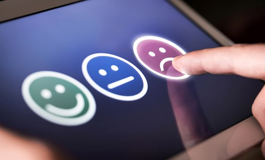 Can I remove a bad Facebook review on my company page?